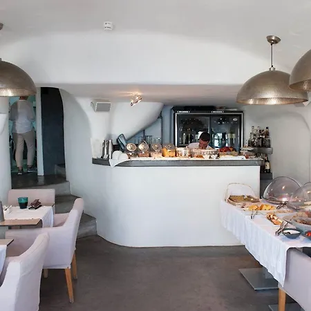 Kapari Natural 5* Imerovigli (Santorini)