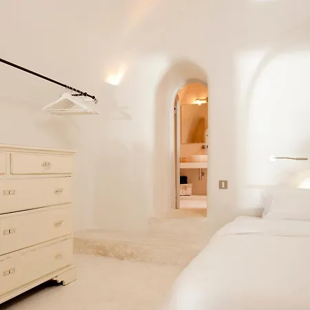 Kapari Natural Hotel Imerovigli (Santorini)