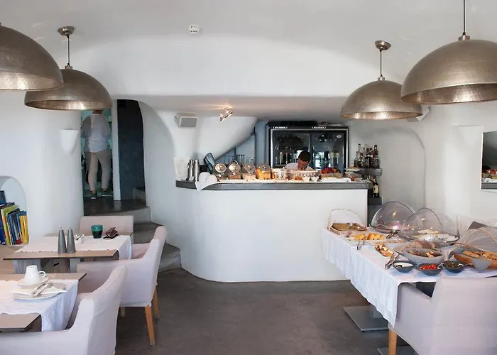 Kapari Natural 5* Imerovigli (Santorini)